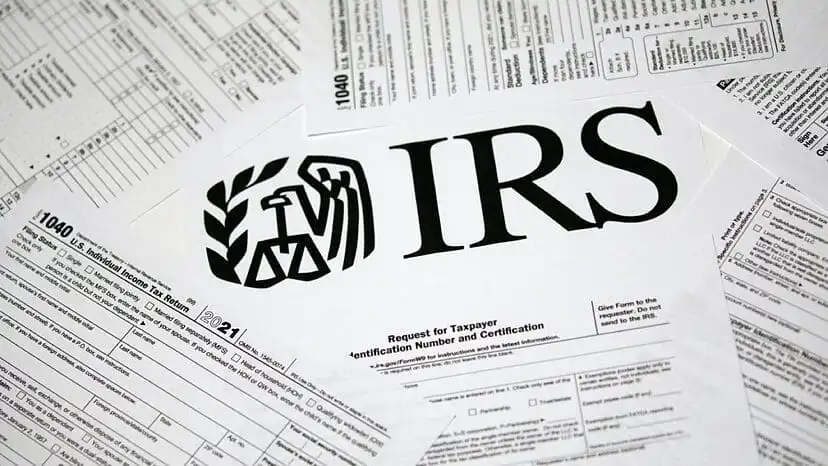 Calendario fiscal LLC 2026 para no residentes — fechas IRS, formulario 5472 y extensiones