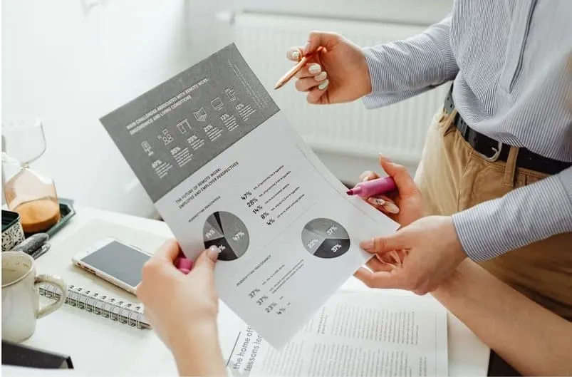 Plan de bookkeeping mensual para LLC en QuickBooks